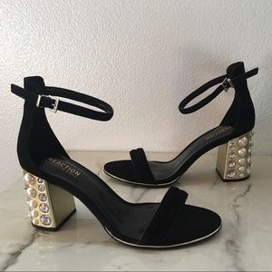 NEW Kenneth Cole Reaction Liandra Block Heels 7.5